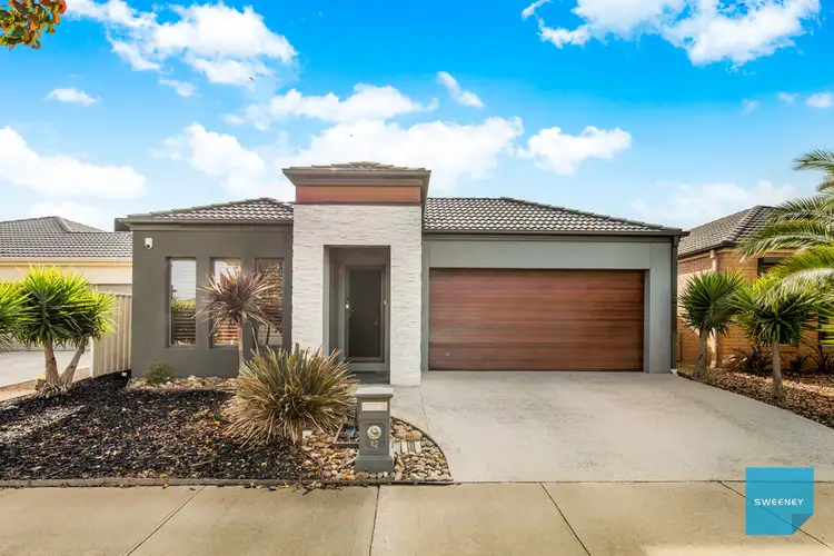 12 Carisbrook Street, Caroline Springs VIC 3023
