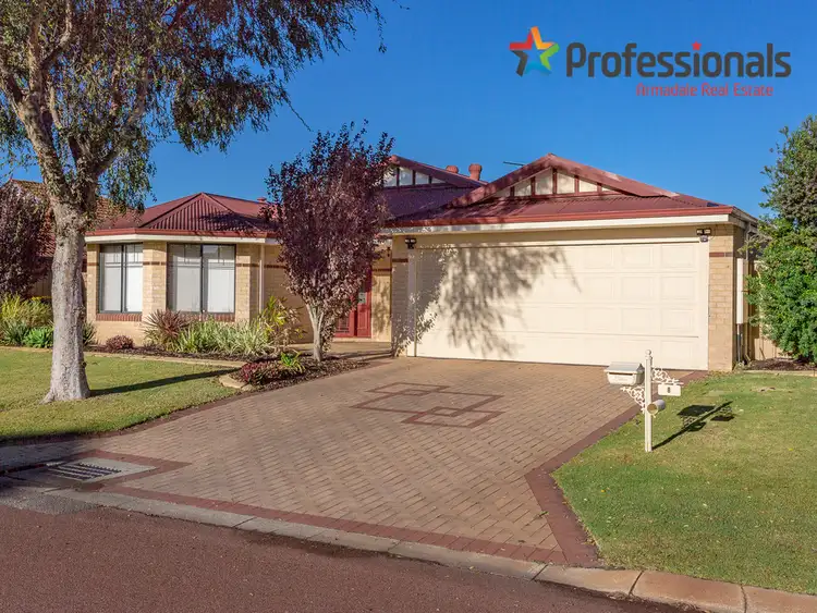 8 Edmonton Road, Canning Vale WA 6155