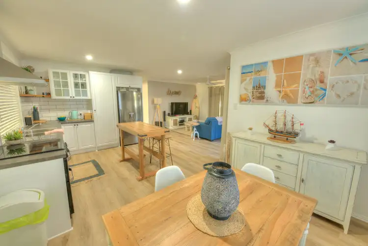 10 Sunlover Avenue, Agnes Water QLD 4677