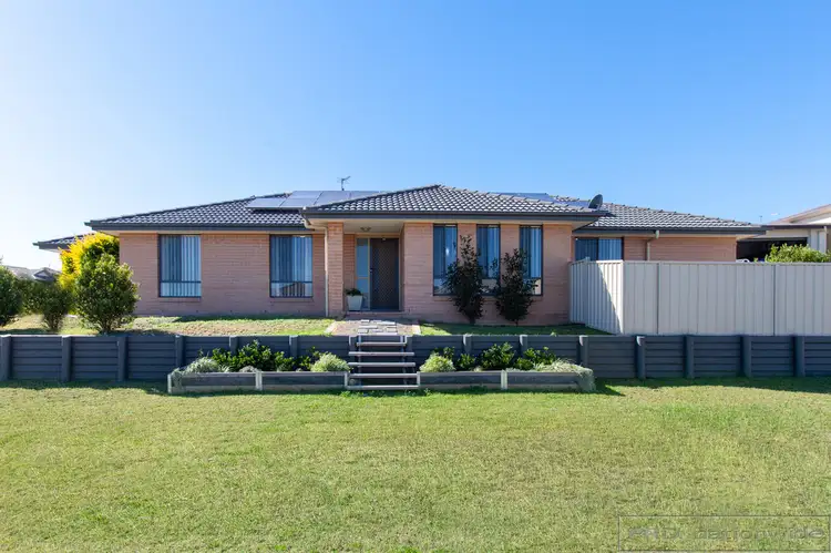 16 Riley James Drive, Raworth NSW 2321