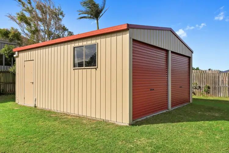 Second view of Homely house listing, 5 Chantilly Street, Urangan QLD 4655
