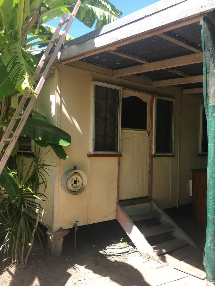 10 BURKE STREET, Ayr QLD 4807