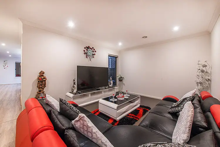 Sixth view of Homely house listing, 116 Elmslie Drive, Cranbourne East VIC 3977
