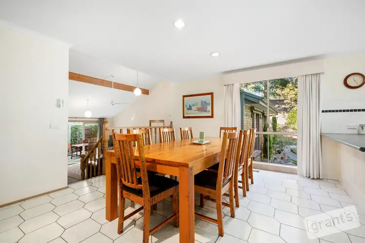Fourth view of Homely house listing, 4 Barina Court, Berwick VIC 3806