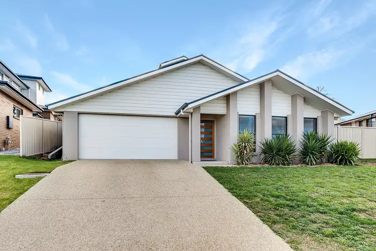 Second view of Homely house listing, 19 Swan Loop, Goulburn NSW 2580