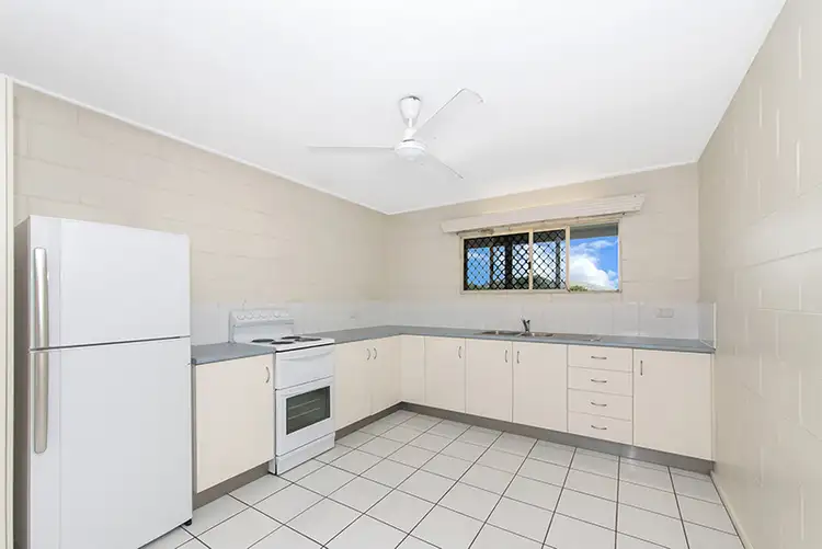 Third view of Homely apartment listing, 12/6 Albert, Cranbrook QLD 4814