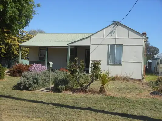 26 Demondrille, Young NSW 2594