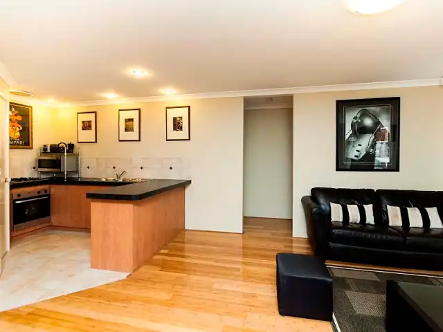 Fifth view of Homely villa listing, 8/15 Ellam Street, St James WA 6102