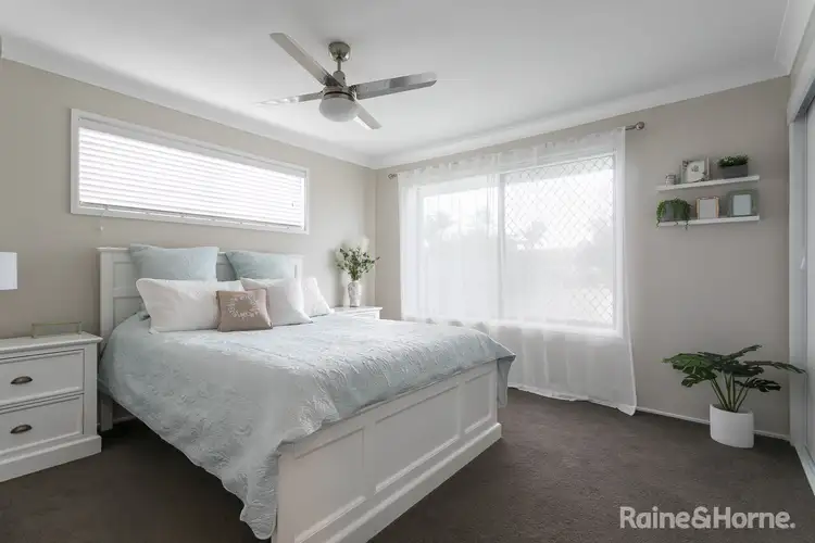 Fifth view of Homely house listing, 28 GLENDEVON CRESCENT, Mount Warren Park QLD 4207