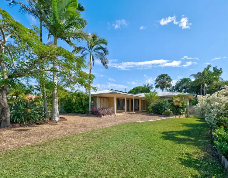 125 Elizabeth Street, Urangan QLD 4655