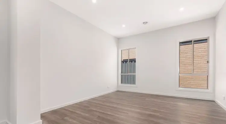 Seventh view of Homely house listing, 8 Carnsew Street, Kalkallo VIC 3064