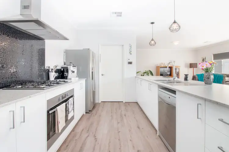 Fifth view of Homely house listing, 20 Stirton Court, South Bunbury WA 6230