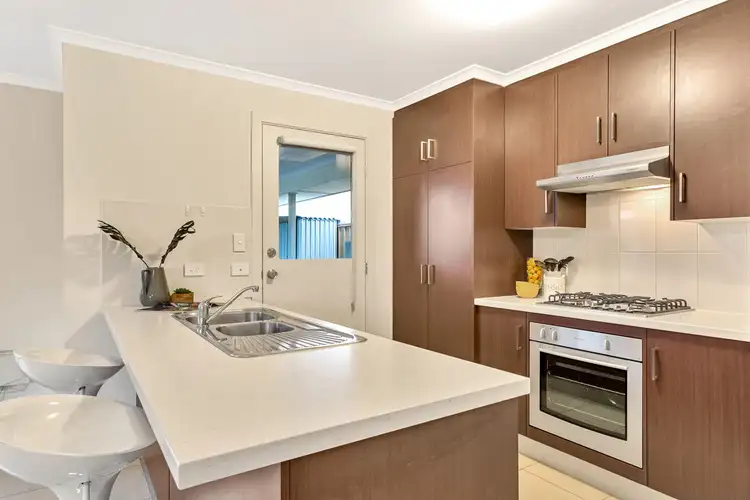 Fifth view of Homely house listing, 2 Silver Lane, Seaford Meadows SA 5169