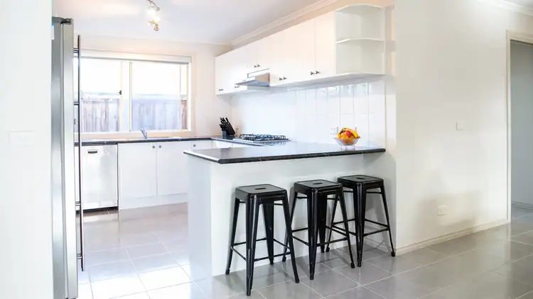 Fifth view of Homely house listing, 15 DURLING CLOSE, Yarragon VIC 3823