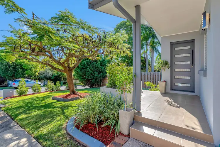 18 Sibyl Street, Southport QLD 4215