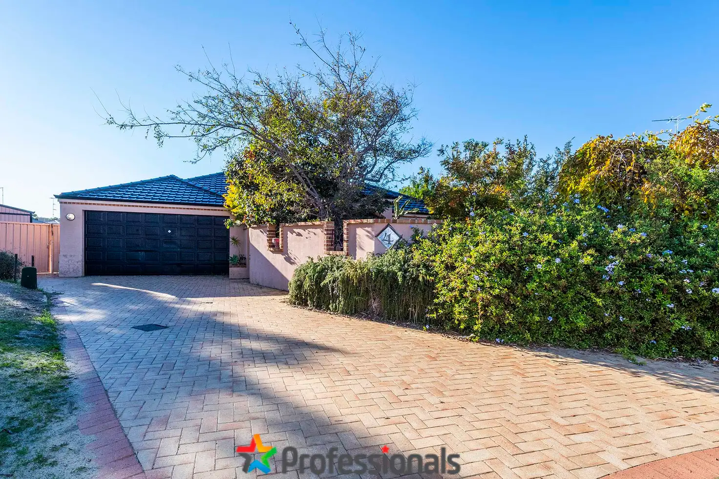 Main view of Homely house listing, 4 Knight Place, Wannanup WA 6210