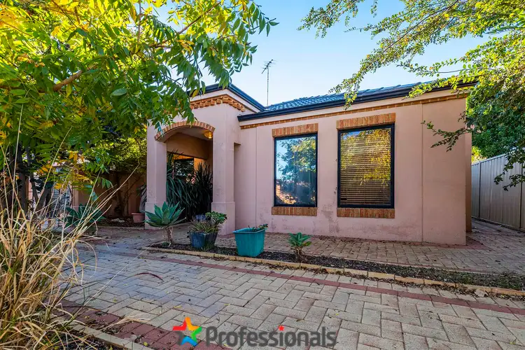 Third view of Homely house listing, 4 Knight Place, Wannanup WA 6210