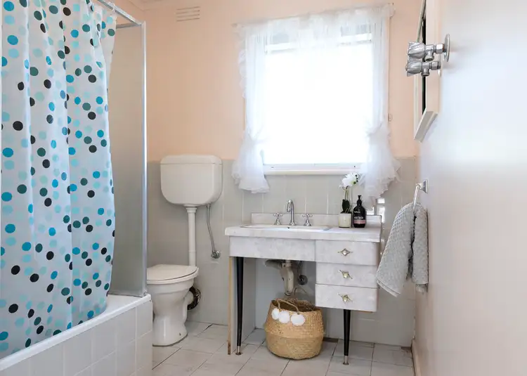 Sixth view of Homely apartment listing, 4/7 Violet Street, Essendon VIC 3040