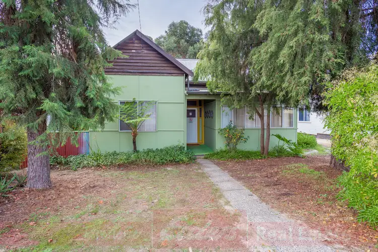 50 Coombes Street, Collie WA 6225