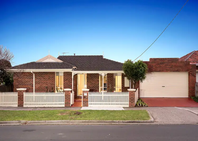 32 Salisbury Street, Essendon North VIC 3041