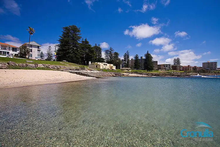 Third view of Homely apartment listing, 10/33-35 Parramatta St, Cronulla NSW 2230