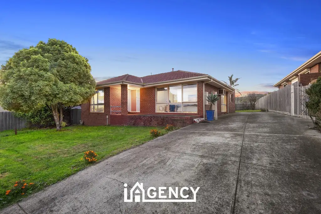 Main view of Homely house listing, 1 Dundee Court, Endeavour Hills VIC 3802