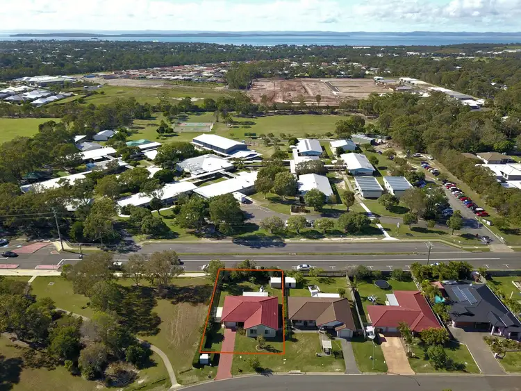 10 CONONDALE COURT, Torquay QLD 4655