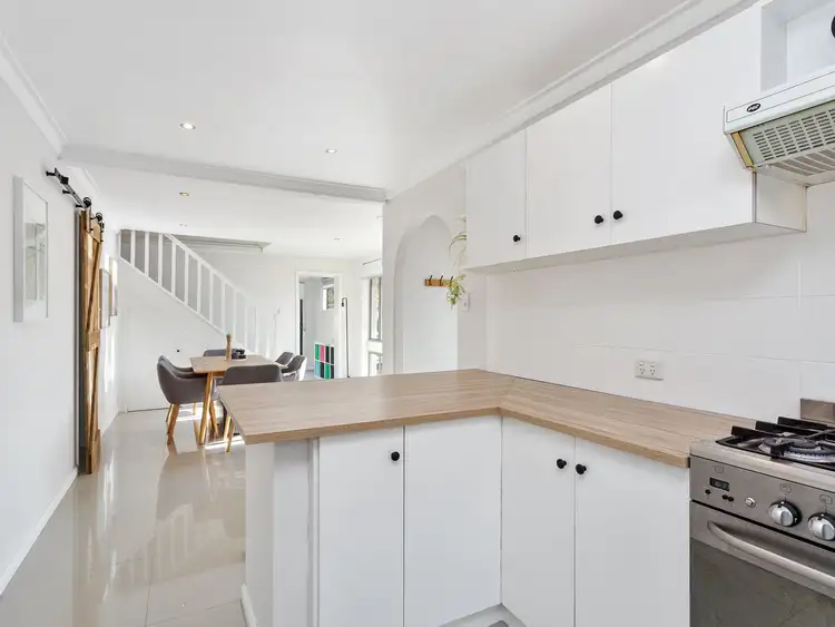 Seventh view of Homely house listing, 8 Cavell Place, Huntingdale WA 6110