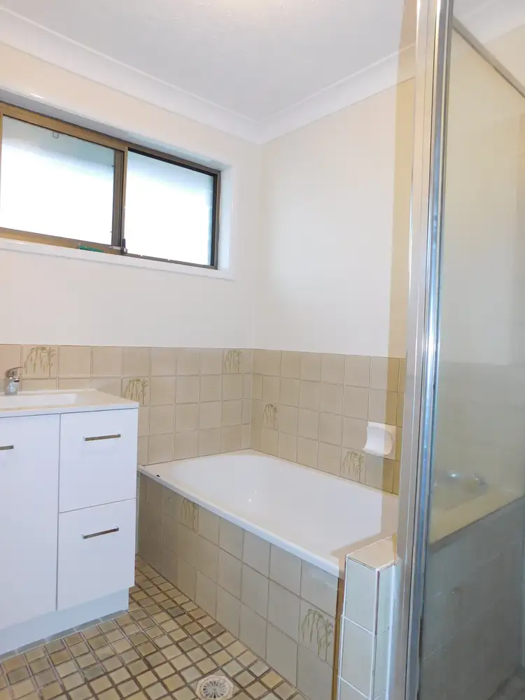Fourth view of Homely house listing, 46 QUEENS ESPLANADE, Thorneside QLD 4158