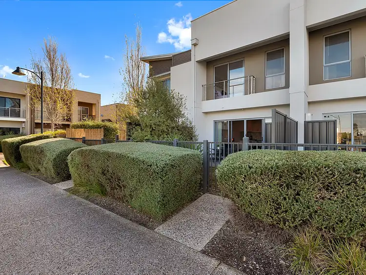 42D Mowbray St, Mawson Lakes SA 5095