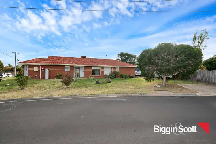 Second view of Homely house listing, 9 Karri Crescent, Hoppers Crossing VIC 3029