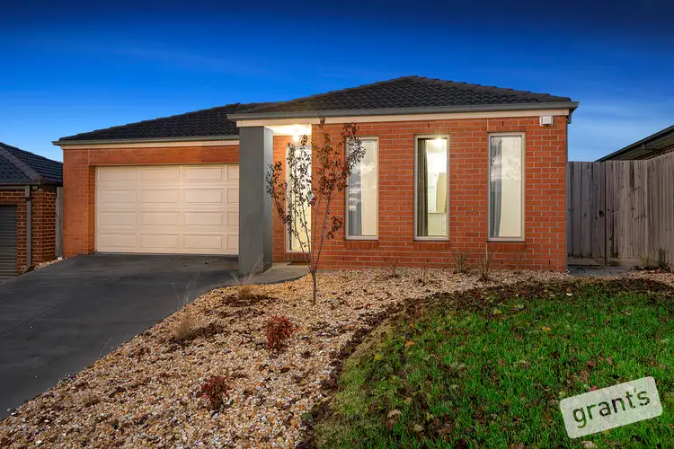 8 Cindy Court, Berwick VIC 3806