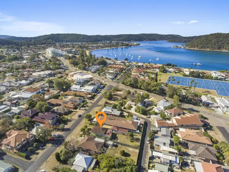 24 Bangalow Street, Ettalong Beach NSW 2257
