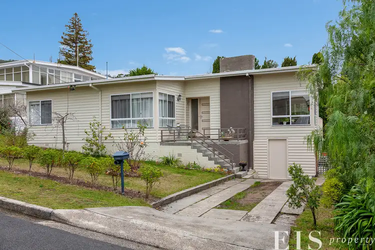 4 Winmarleigh Avenue, Taroona TAS 7053