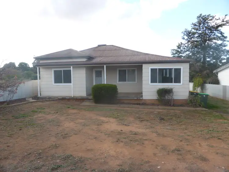 31 Coleman Road, Parkes NSW 2870