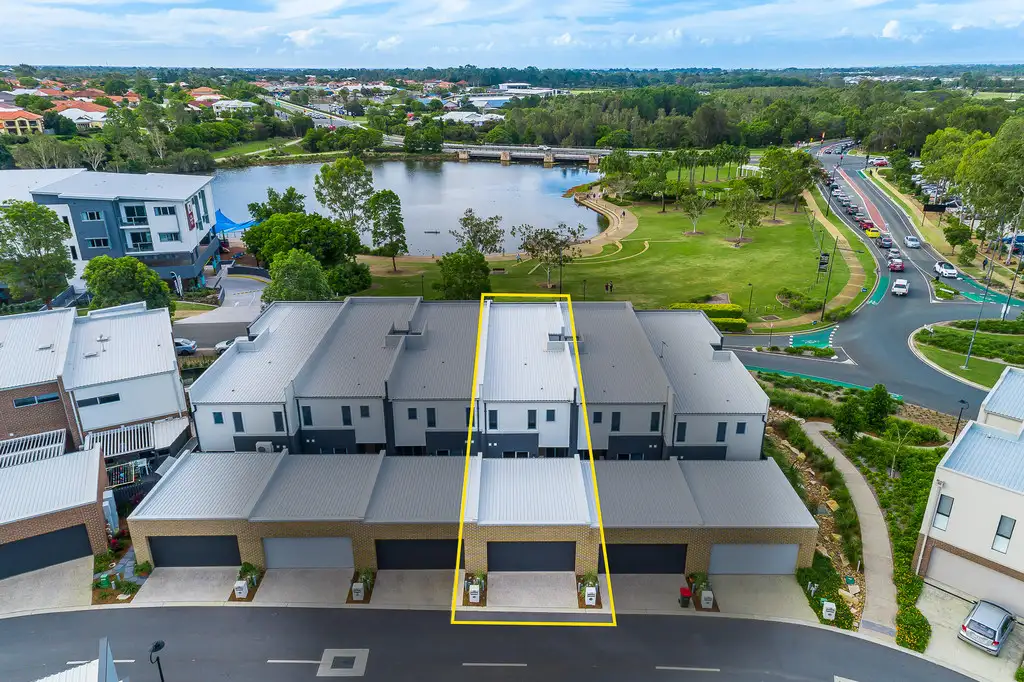 Main view of Homely townhouse listing, 33/25 The Corso, North Lakes QLD 4509