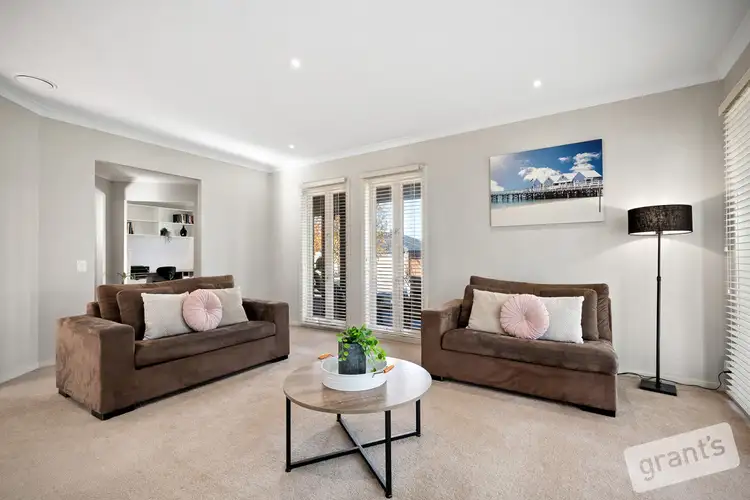 14 Monarch Road, Berwick VIC 3806
