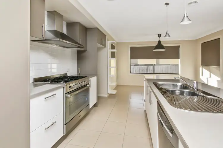 Fourth view of Homely house listing, 7 Kollmorgen Place, Bairnsdale VIC 3875
