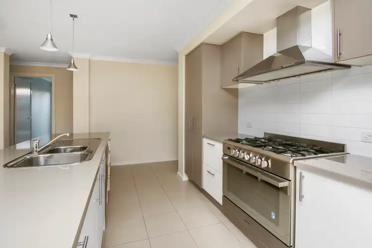 Fifth view of Homely house listing, 7 Kollmorgen Place, Bairnsdale VIC 3875