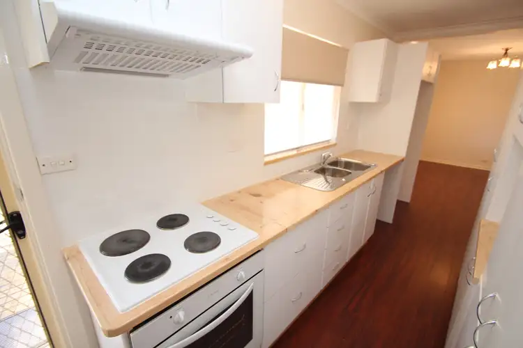 Fifth view of Homely house listing, 6 Kokoda Avenue, Renmark SA 5341