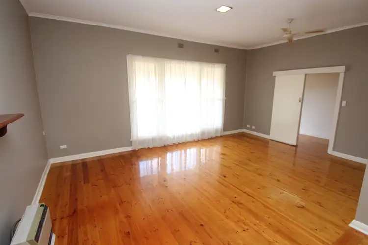 Fifth view of Homely house listing, 10 KOKODA AVENUE, Renmark SA 5341