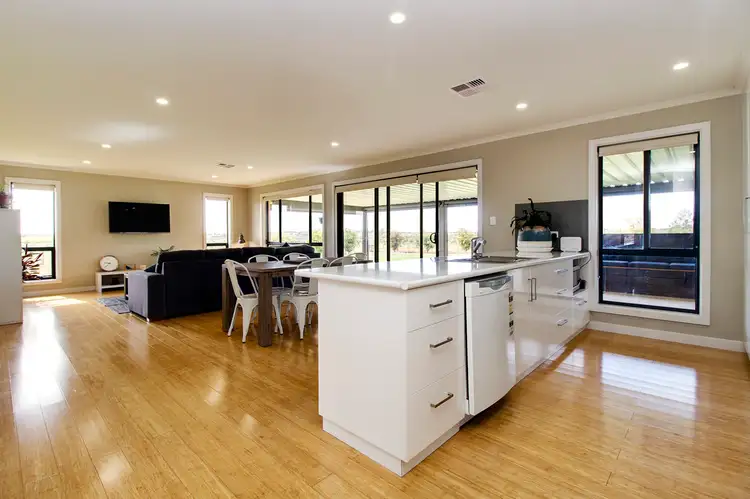 Fourth view of Homely house listing, 402 Balfour Ogilvy Avenue, Loxton SA 5333