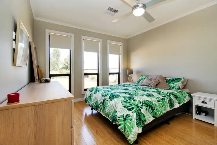 Fifth view of Homely house listing, 402 Balfour Ogilvy Avenue, Loxton SA 5333