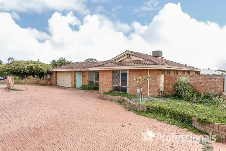 21 Daventry Drive, Alexander Heights WA 6064