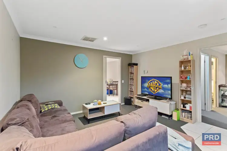 Second view of Homely house listing, 8 Findon Court, Epsom VIC 3551
