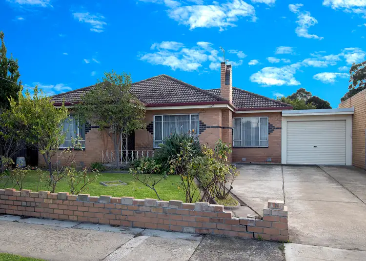 35 Sandra Avenue, Fawkner VIC 3060