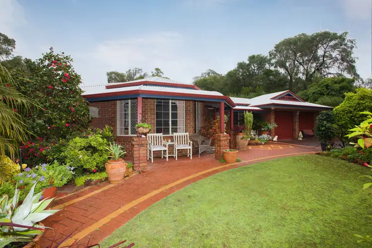 82 Elinor Bell Road, Leschenault WA 6233
