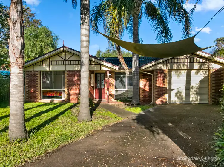 8 Streeton Court, Inverloch VIC 3996