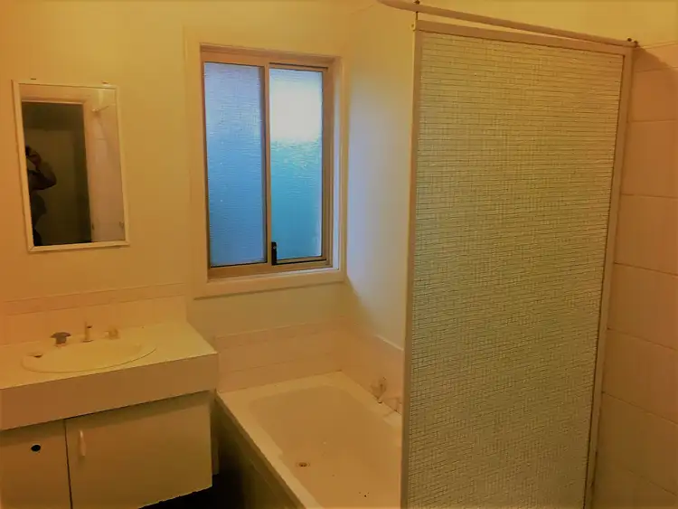 Third view of Homely house listing, Unit 2 / 9 Hetherington Way, Lake King WA 6356