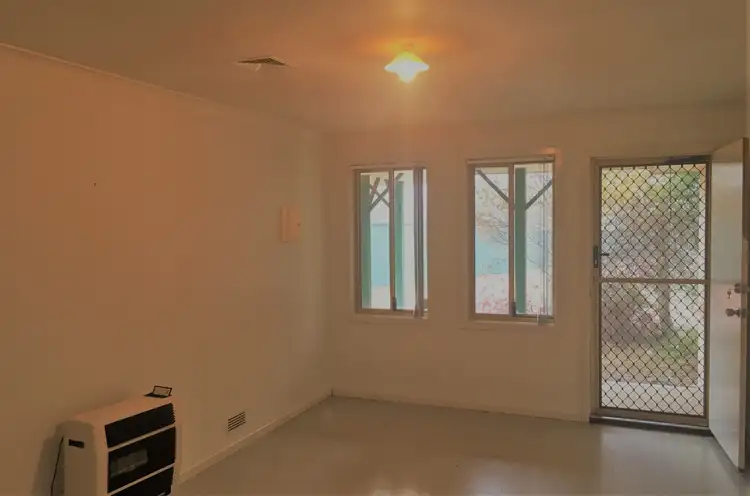Fourth view of Homely house listing, Unit 2 / 9 Hetherington Way, Lake King WA 6356